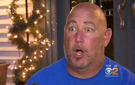 Un héros sauve la vie d’un bébé enfermé dans une voiture.