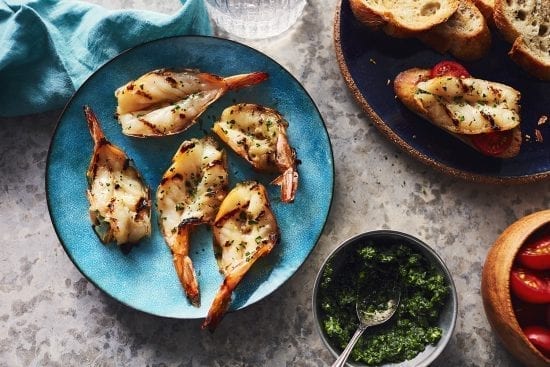 Le parfait hors-d’œuvre de crostinis grillés