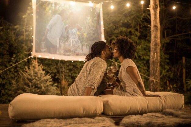 Les 5 meilleurs films d’amour des années 2000: Une sélection romantique pour les fans de cinéma